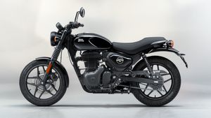 കുറഞ്ഞ വിലയിൽ ഫീച്ചര്‍ ലോഡഡ് 'ബേസ് പ്രീമിയം'വേരിയന്റുമായി ഹണ്ടര്‍ 350 എത്തി! വേട്ട ഇനിമേല്‍ താന്‍ ആരംഭം