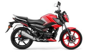 സ്പ്ലെൻഡർ പോലും ഞെട്ടി, ഈ ടിവിഎസ് ബൈക്ക് ഇതുവരെ വാങ്ങിയത് 19 ലക്ഷം ആളുകൾ! വിദേശികൾക്കും പ്രിയൻ