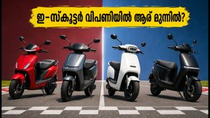 ഇ-സ്കൂട്ടർ വിപണിയിൽ ആര് ജയിക്കും? ജൂലൈയിലെ വിൽപന കണക്കുകൾ പുറത്തുവരാനിരിക്കെ ഓലയും ടിവിഎസും നേർക്കുനേർ