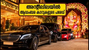 അന്റീലിയയിൽ താരങ്ങളുടെ ആഡംബര കാറുകളുടെ പരേഡ്; കോടികൾ വിലമതിക്കുന്ന വാഹനങ്ങളുമായി ബോളിവുഡ് താരങ്ങൾ!