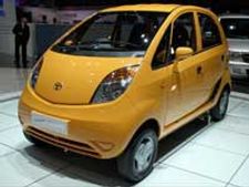 டாடா நானோ: குலுக்கலில் 1 லட்சம் பேர் தேர்வு!