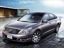 இந்தியாவில் 2 கார்களை அறிமுகம் செய்த நிஸ்ஸான்