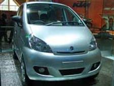 பஜாஜ் தயாரிக்கும் குறைந்த விலை கார்