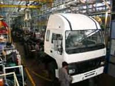 இந்தியாவில் டிரக் விற்க வரும் இசுசூ, ஹினோ, எப்.ஏ.டபுள்யூ, பொடான் :