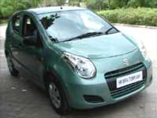 புதுப் புதுக் கார்களின் அணிவகுப்பால் பதட்டத்தில் மாருதி சுசுகி