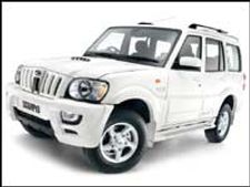 கிராமங்களை நோக்கி படையெடுக்கும் கார் நிறுவனங்கள்