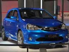 லிவாவை ஜூன் மாதம் அறிமுகம் செய்ய டொயோட்டோ திடீர் முடிவு