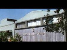 ஸ்கூட்டர்ஸ் இந்தியாவை வாங்க போட்டா போட்டி