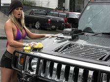 துபாயில் கார்களுக்கு புத்துணர்வு முகாம்: கட்டணம் ரூ.8 லட்சம்