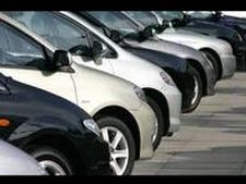 ஆகஸ்டில் கார் விற்பனை சரிவு; பைக் விற்பனை அமோகம்