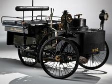 நீராவியில் ஓடும் உலகின் மிகப் பழமையான கார் ரூ.22 கோடிக்கு ஏலம்