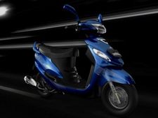 டியூவல் டோன் கலர்களில் ஸ்பெஷல் எடிசன் மஹிந்திரா ரோடியோ