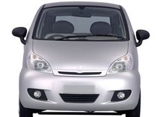 பஜாஜை கழற்றிவிட்டு புதிய குட்டிக் கார்: ரினால்ட் திட்டம்