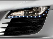 போலோவை ஆடி கார் போன்று மாற்றும் எல்இடி ஹெட்லைட்டுகள்