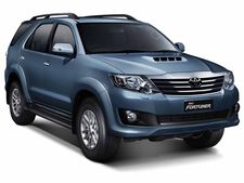 ரூ.19.99 லட்சம் விலையில் புதிய பார்ச்சூனர் எஸ்யூவி அறிமுகம்