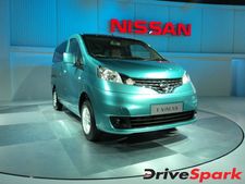 டொயோட்டோ இன்னோவா பங்காளி நிசான் இவாலியா அறிமுகம்!