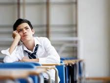 டிரைவிங் லைசென்ஸ் வாங்க 92 முறை தேர்வு எழுதியும் தேறாத இளைஞர்