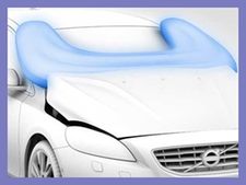 பாதசாரிகளை காக்கும் புதிய ஏர்பேக்குடன் புதிய வால்வோ கார் அறிமுகம்