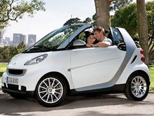 ரூ.12 லட்சத்தில் புதிய பிராண்டில் கார்களை அறிமுகப்படுத்தும் பென்ஸ்