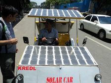 ஒத்த பைசா செலவில்லாமல் 50 கிமீ செல்லும் நம்மூர் சோலார் கார்