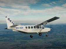 மஹிந்திராவின் புதிய குட்டி விமானம் வெற்றிகரமாக பறந்தது