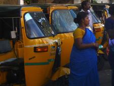 சென்னையில் எல்பிஜியில் ஓடும் ஆட்டோ கட்டணமும் உயர்வு: மக்கள் அவதி