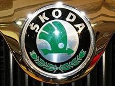 லோகோ பிளேட்டை இலவசமாக மாற்றித் தரும் ஸ்கோடா