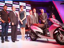 ஆண்டுக்கு 10 லட்சம் பைக்குகள்: யமஹா புதிய இலக்கு