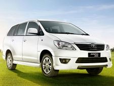 கூடுதல் அம்சங்களுடன் லிமிடேட் எடிசன் இன்னோவா அறிமுகம்