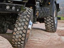 காற்றின் அழுத்தத்தை தானாக சரிசெய்து கொள்ளும் டயர்!