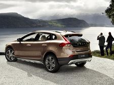 அடுத்த ஆண்டு வால்வோ களமிறக்கும் பிரிமியம் ஹேட்ச்பேக் கார்