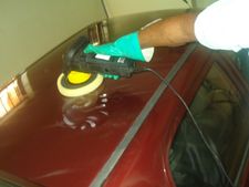 சென்னையில் கார் டீட்டெயிலிங் சிறந்து விளங்கும் பம்பின் கார் கேர் சென்டர்