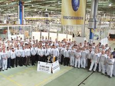 50 லட்சம் 1.3லி மல்டிஜெட் எஞ்சின்களை தயாரித்த ஃபியட்!