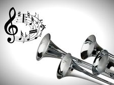 அப்படியா... மோட்டார் வாகனச் சட்டப்படி இதெல்லாம் தப்புதானாம்!