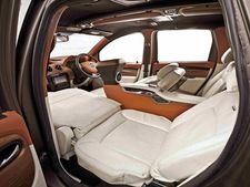 டிசியின் கஸ்டமைஸ் ரெனோ டஸ்ட்டர் படங்கள் வெளியீடு!