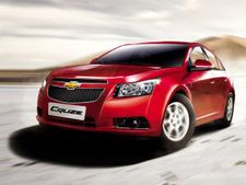 ஏப்ரலிலும் கார் விற்பனையில் கடும் சரிவு: கவலையில் கார் நிறுவனங்கள்