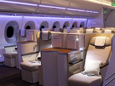 350 பேர் பயணிக்கும் வசதி கொண்ட புதிய ஏர்பஸ் விமானம்