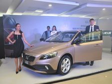 சென்னையில் வால்வோவின் வி40 கிராஸ் கன்ட்ரி விற்பனைக்கு வந்தது