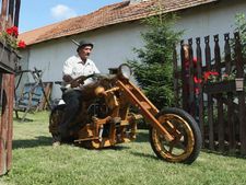 முழுக்க முழுக்க மரத்தாலான வாகனங்கள்: ஓர் சிறப்பு தொகுப்பு