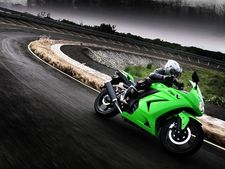 மீண்டும் புதிய நின்ஜா 250ஆர், புதிய பிராண்டுகளை களமிறக்க கவாஸாகி திட்டம்!