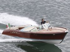 புதுப்பொலிவு பெற்ற பெருஷியோ லம்போர்கினியின் அதிவேக படகு!