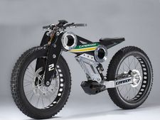 பைக் தயாரிப்பில் இறங்கிய கேட்டர்ஹாம்: 3 புதிய மாடல்களை அறிமுகப்படுத்தியது