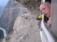 உலகின் அதிபயங்கர மரணச் சாலையில் ஓர் திக் திக் பயணம்...!!