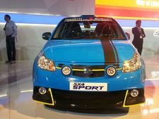 பார்வையாளர்களை கவர்ந்த மாருதி எஸ்எக்ஸ்4 காரின் ஸ்போர்ட்ஸ் மாடல்!