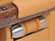 ரோல்ஸ்ராய்ஸ் கார்களில் வியக்க வைக்கும் கஸ்டமைஸ் வசதிகள்!!