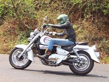 புதிய ஹயோசங் அக்குய்லா 250சிசி க்ரூஸர் பைக்கின் டெஸ்ட் டிரைவ் ரிப்போர்ட்!