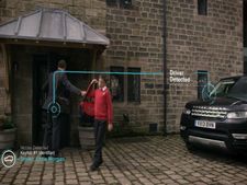 டிரைவர் கவனத்தை திசை திரும்புவதை தவிர்க்கும் ஜேஎல்ஆரின் புதிய தொழில்நுட்பம்!