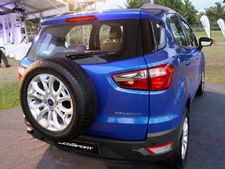 ஒரு லட்சம் ஈக்கோஸ்போர்ட் எஸ்யூவிகள் விற்பனை: ஃபோர்டு இந்தியா சாதனை