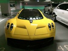 பிறந்தநாள் பரிசாக பகானி ஹூவைரா காரை பெற்ற தைவான் சிறுவன்!