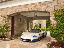 மெய்சிலிர்க்க வைக்கும் வீட்டு கார் கராஜ்களின் சிறப்புத் தொகுப்பு